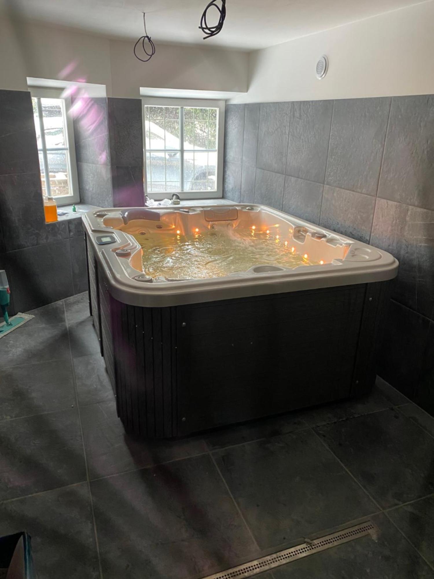 S Wellness A Wallboxem * Tanvald